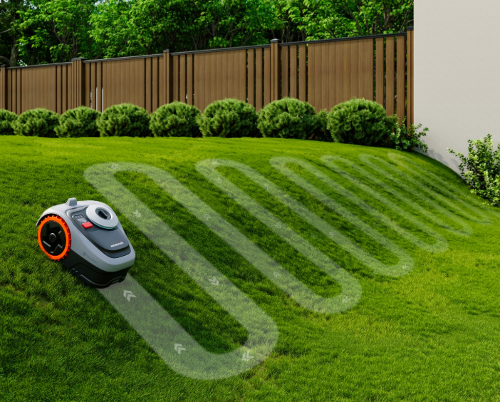 Robotická kosačka Segway Navimow i206E AWD Robotická kosačka Segway Navimow i206E AWD kosí trávnik po naplánovanej trase na záhrade