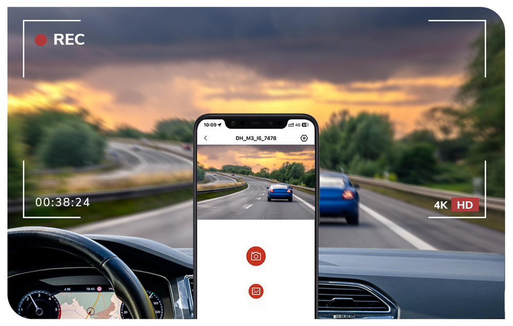 Autokamera Dahua S8 čierna/modrá Autokamera Dahua zobrazená pri ovládaní a náhľade záznamu v mobilnej aplikácii počas jazdy.