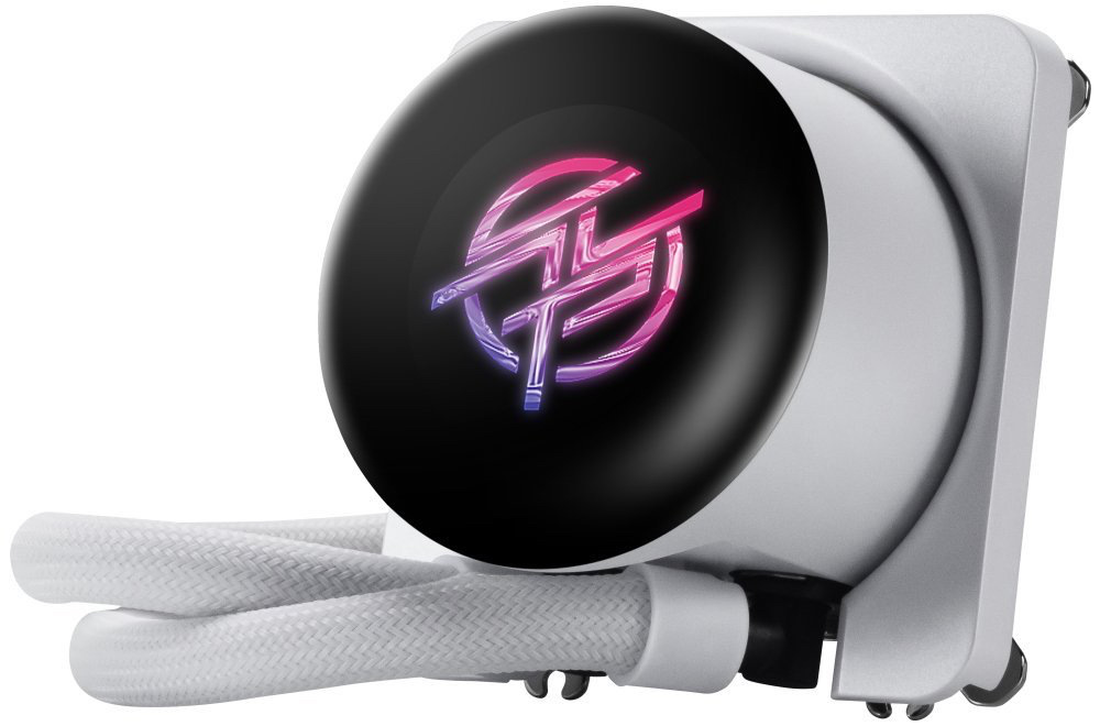 Vodný chladič MSI MPG CoreLiquid P13 360 White biely Na obrázku je detail bloku pumpy vodného chladiča MSI v bielom prevedení. Predná kruhová plocha je čierna a uprostred svieti štylizované RGB logo MSI v ružovo-fialových tónoch. Zo spodnej časti vedú dve biele opletené hadice a celok pôsobí čisto, moderne a elegantne.