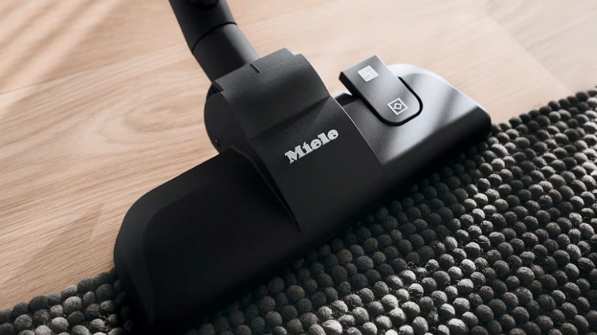 Podlahový vysávač Miele Guard S1 Parquet Flex biely Podlahový vysávač Miele Guard S1 Parquet Flex biely