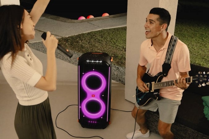 Párty reproduktor JBL PARTYBOX 710 čierny Párty reproduktor JBL PARTYBOX 710 čierny