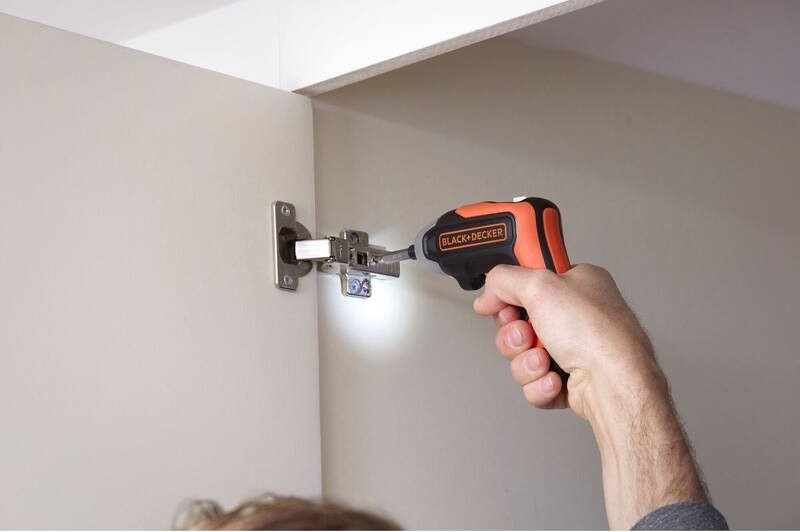 Aku skrutkovač Black-Decker BCF611CK-QW (s batériou) Aku skrutkovač Black-Decker BCF611CK-QW (s batériou)