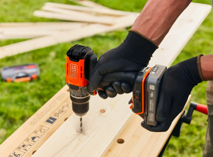Aku vŕtačka Black-Decker BCD382XN-XJ (bez batérie) Aku vŕtačka Black-Decker BCD382XN-XJ (bez batérie)