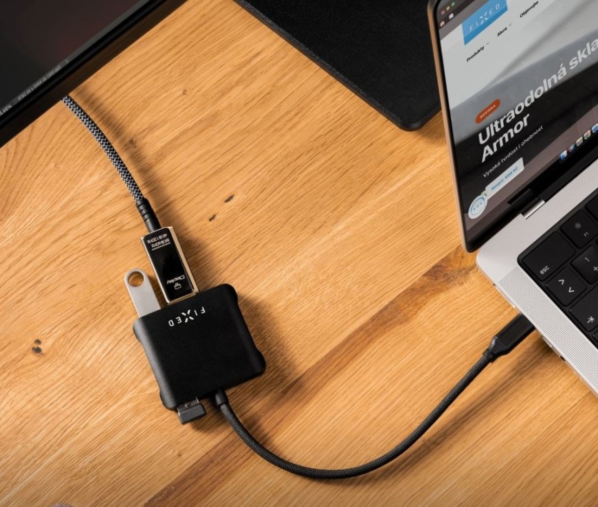 USB Hub FIXED Quadri 5-port USB-C, 140W PD 3.1 čierny USB Hub FIXED Quadri 5-port USB-C, 140 W PD 3.1 - čierny
