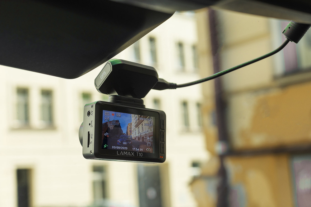 Autokamera LAMAX T10 4K GPS (s hlásením radarov) čierna Autokamera LAMAX T10 4K GPS (s hlásením radarov) čierna