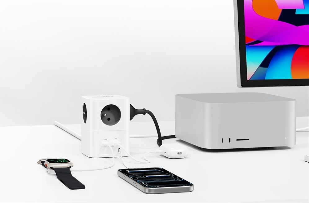 Rozbočovacia zásuvka Cubenest PowerCube 4xAC, PD 65W, 2xC,1xA, 1.5m kabel sivá/biela Rozbočovacia zásuvka Cubenest