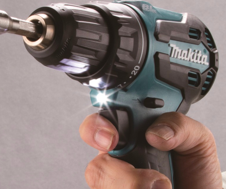 Vŕtací skrutkovač Makita LXT DDF490WVE (s baterií) Vŕtací skrutkovač Makita DDF490WVE (s batériou)