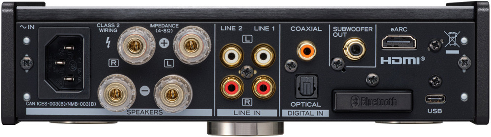 Zosilňovač Teac AI-303 čierny Detail zadnej strany zosilňovača AI-303 s konektormi
