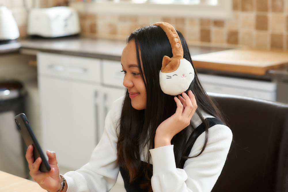 Lazerbuilt Squishmallows Plush Bluetooth Cam, hnedá