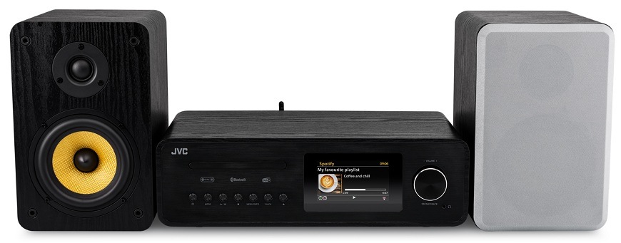 Mikrosystém JVC MX-E455 s CD, Spotify a farebným displejom, čierne drevené reproduktory s výraznými žltými meničmi a vymeniteľnými krycími mriežkami