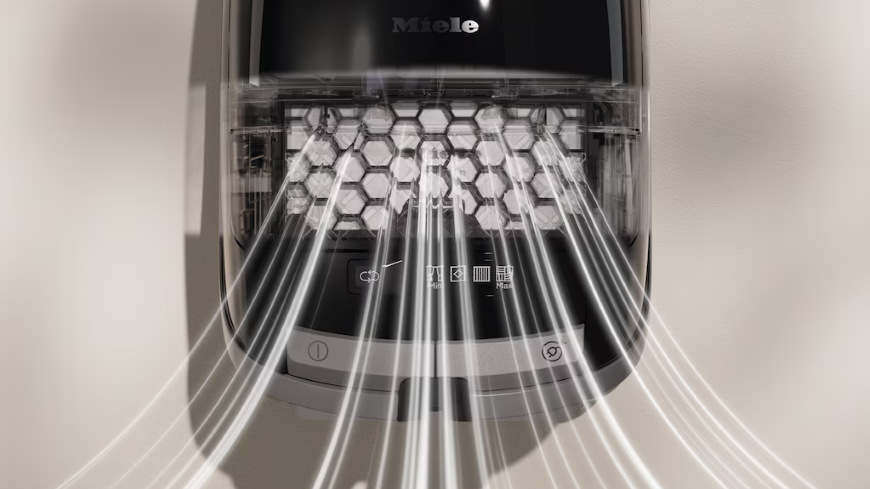 Podlahový vysávač Miele Guard L1 Red Pulse Rubínově červená Velvet Podlahový vysávač Miele Guard L1 Red Pulse Rubínově červená Velvet