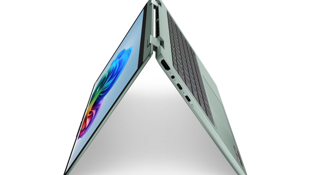 Notebook Lenovo IdeaPad 5 2-in-1 14AGP11 zelený Výkon AMD Ryzen AI 7 s NPU 50 TOPS spolu so 16GB DDR5 a SSD zaisťuje rýchlu odozvu, plynulý multitasking aj podporu AI funkcií.