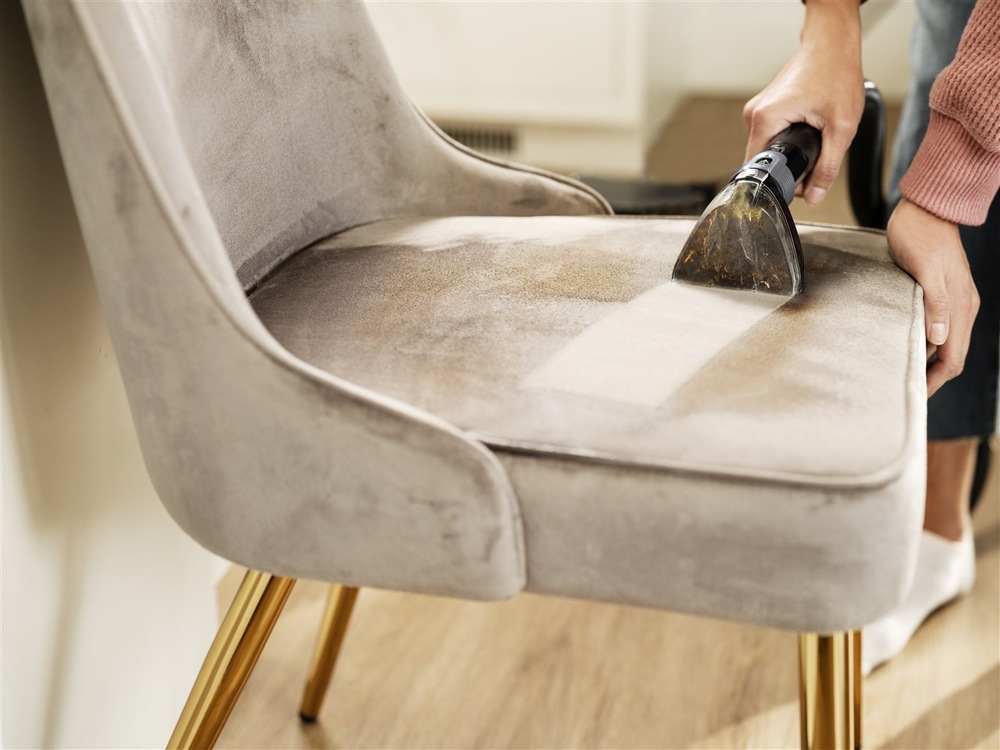 Čistič škvŕn Bissell 3931N SpotClean C5 Pro čierny