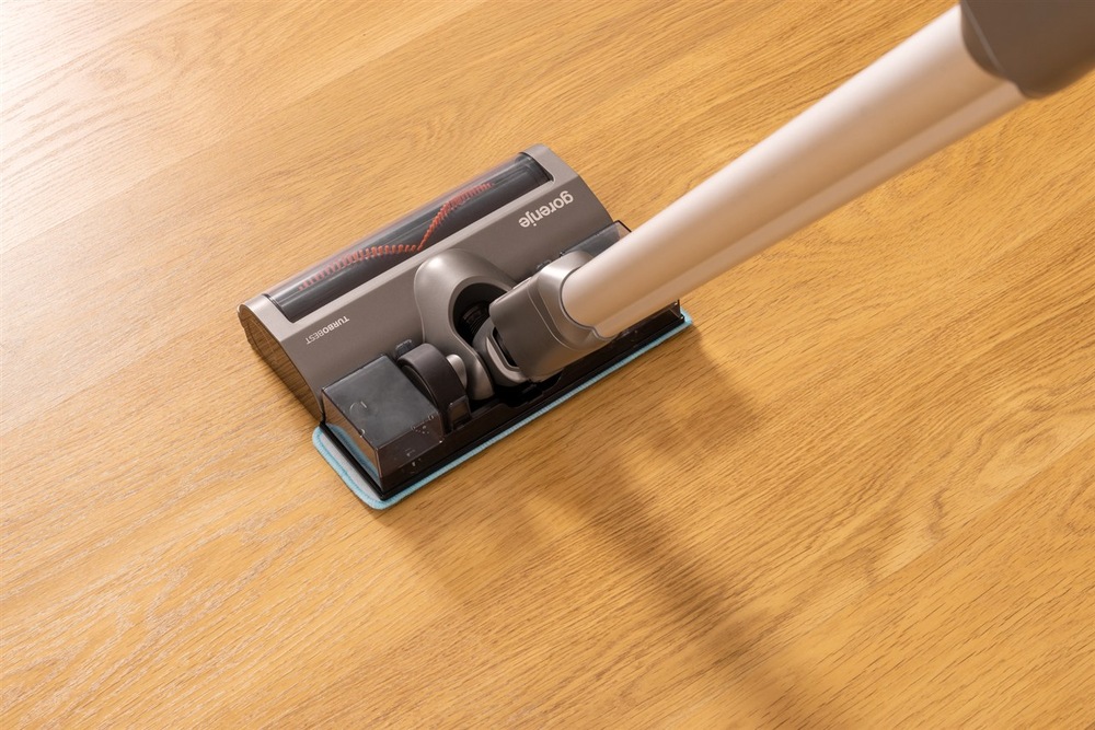 Tyčový vysávač Gorenje SVC252426FFCA FreeForce Clean InverterPower sivý Tyčový vysávač Gorenje SVC252426FFCA vytiera