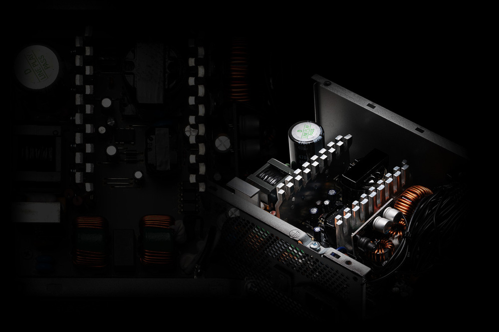 Zdroj ADATA XPG Pylon 650W Zdroj ADATA XPG Pylon 650W