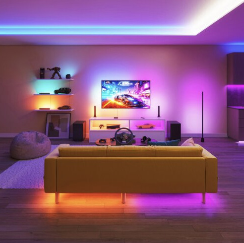 LED pásik Philips Smart LED HDMI 2.1 Sync box kit 75"-85" EU čierny Herný priestor s televízorom a viacfarebným podsvietením reagujúcim na závodnú videohru