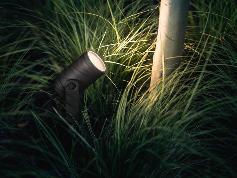 Svietidlo vonkajšie Philips Hue Lily White and Color Ambiance Spot, bez zdroja čierne