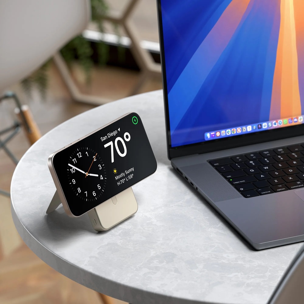 Powerbank Satechi Qi2 5000 mAh béžový Powerbanka Satechi má integrovaný stojan