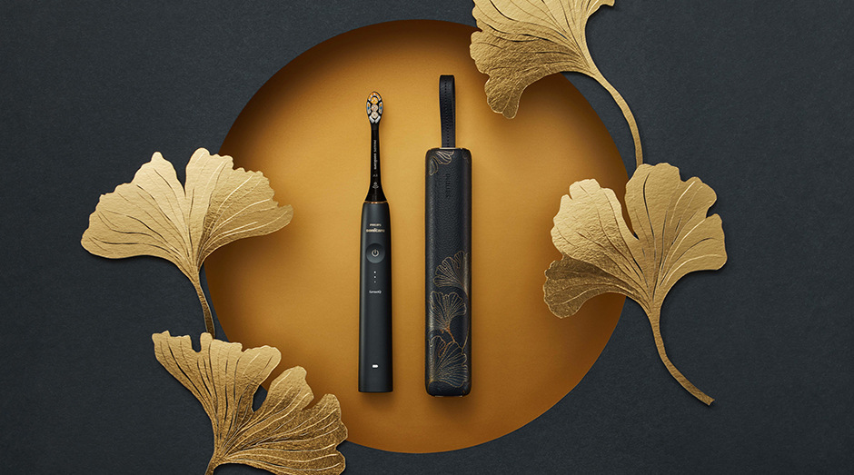Zubná kefka Philips Sonicare 9900 DiamondClean Prestige Limited Edition HX9992/42 tmavo modrá farba