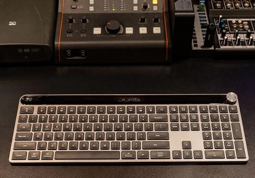 Klávesnica JLab Epic čierna