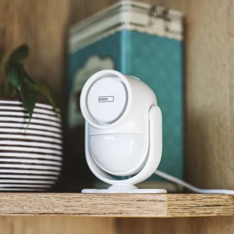 Alarm EMOS GOSMART Kit, IP-126L Guardian Pro Wifi biely Alarm EMOS GOSMART Kit v interiéri