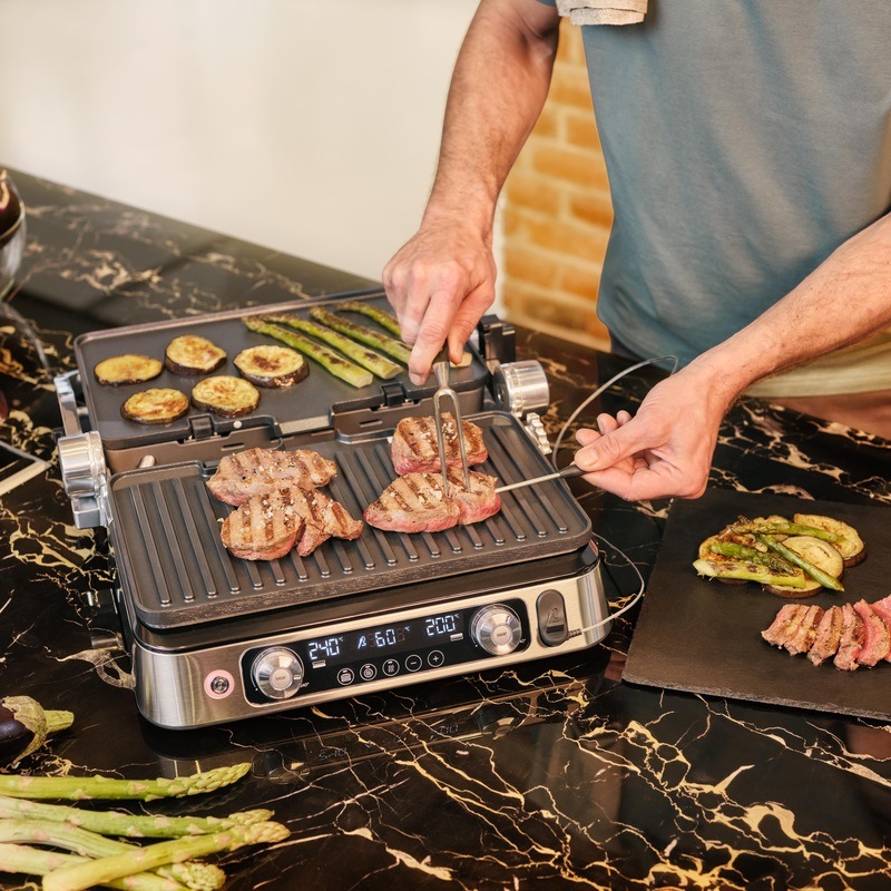 Gril Braun Multigrill 9 Pro CG9167 Gril Braun Multigrill 9 Pro CG9167
