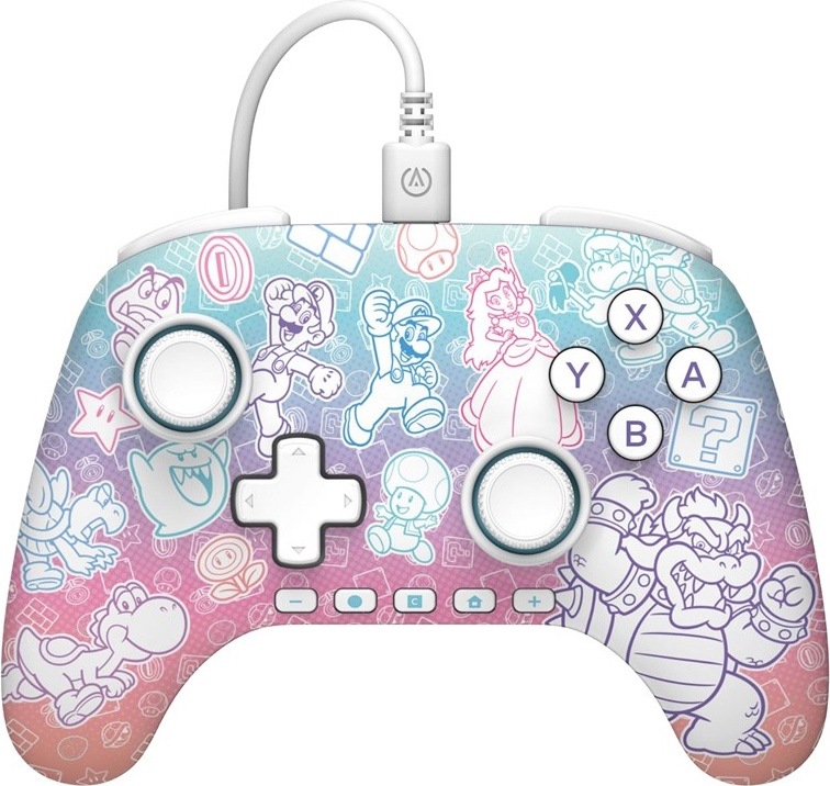 Na obrázku je biely drôtový gamepad PowerA Advantage pre Nintendo Switch 2 v dizajne Super Mario s dizajnom Super Mario. Ovládač má dva analógové joysticky, smerový kríž, tlačidlá A, B, X a Y a niekoľko menších funkčných tlačidiel v spodnej časti. Uprostred je logo Nintendo Switch 2 az hornej časti vedie pripojovací kábel. Gamepad má zaoblený ergonomický tvar pre pohodlné držanie pri hraní.