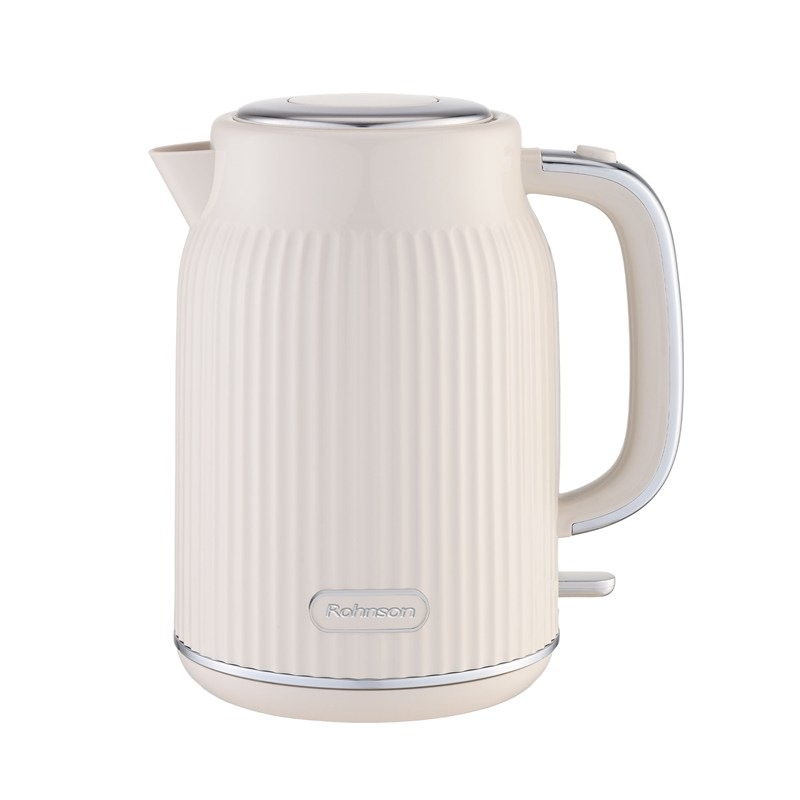 Rýchlovarná kanvica Rohnson R-7716 poskytuje objem nádoby 1,7 l
