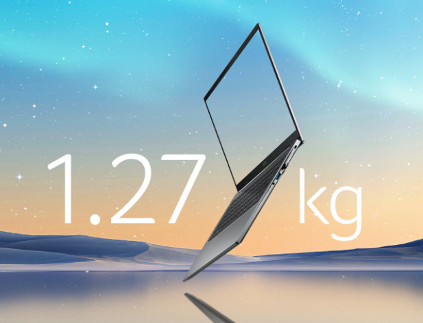 Notebook Acer TravelMate X4 14 AI (TMX414-51-TCO-53ZR) sivý Acer TravelMate X4 14 AI váži len 1,27 kg