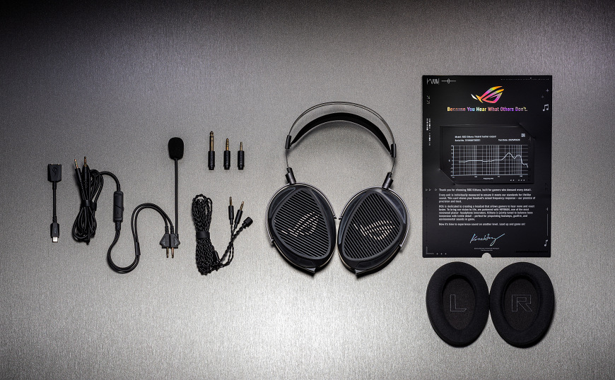 Headset Asus ROG Kithara čierny Obsah balenia so slúchadlami a káblami