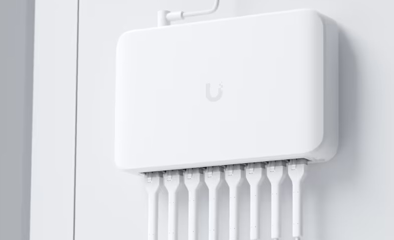 Switch Ubiquiti USW-Lite-8-PoE, 8 port Gigabit