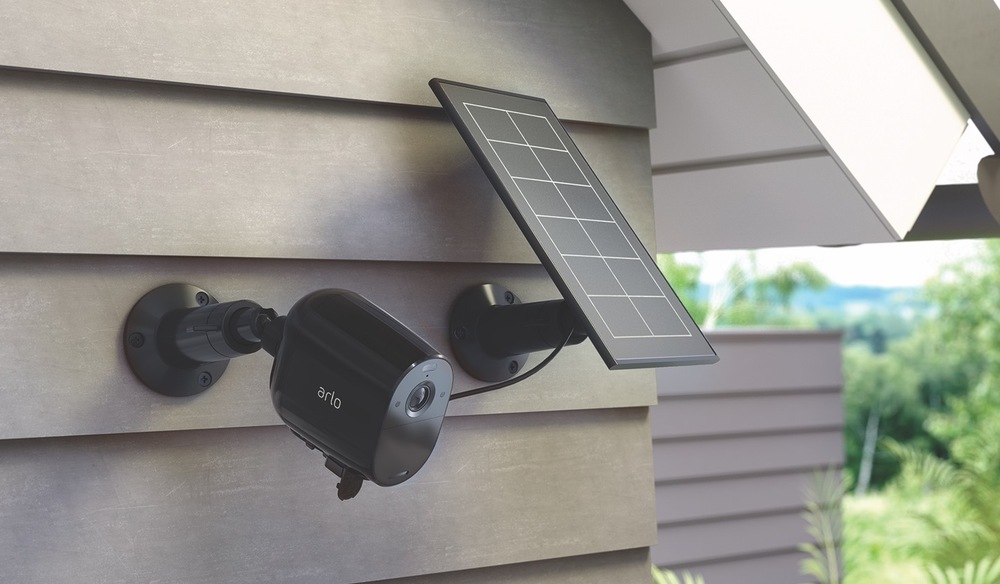 Solárny panel Arlo pre kameru Arlo Ultra/Pro 3/Pro 4/Go 2/Floodlight čierny Solárny panel k IP kamere Arlo