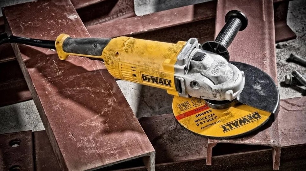 Uhlová brúska Dewalt DWE494 Uhlová brúska Dewalt DWE494