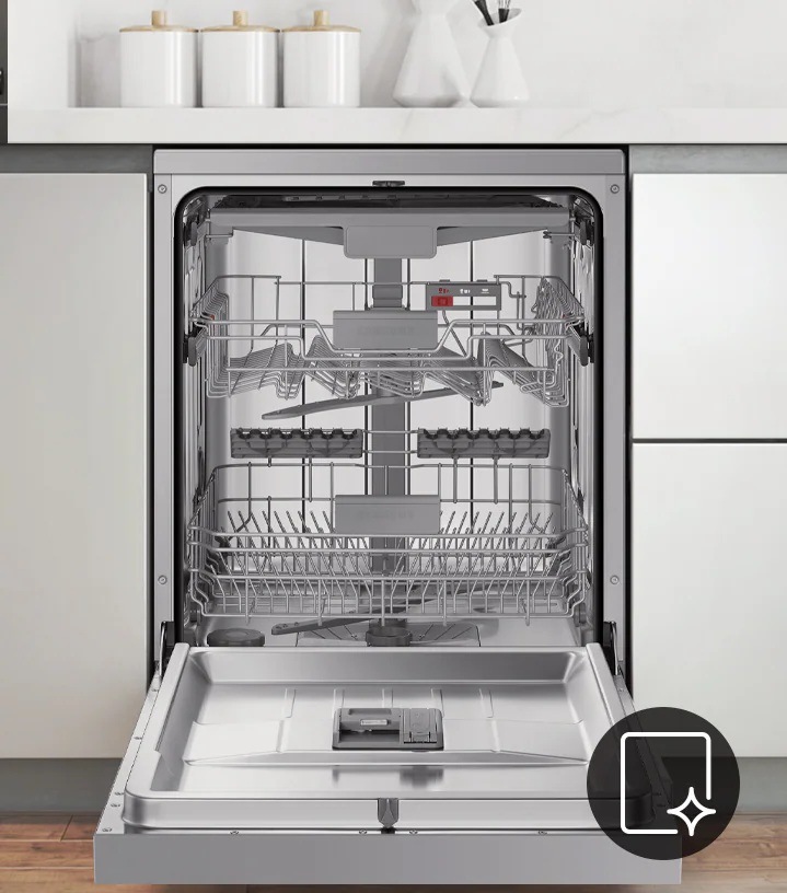 Umývačka Samsung DW60CG550I00ET - otvorená umývačka