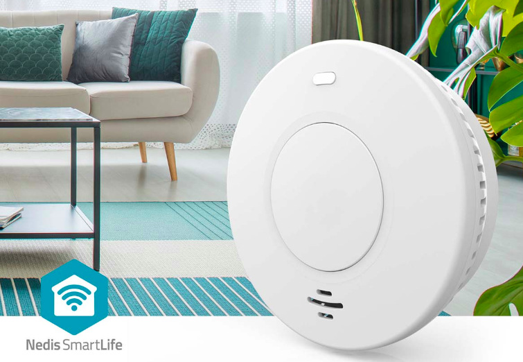 Predná strana detektora dymu Nedis SmartLife Wi-Fi s testovacím tlačidlom a LED indikáciou