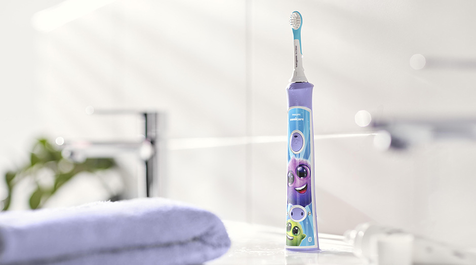 Zubná kefka Philips HX6322/12 Sonicare For Kids