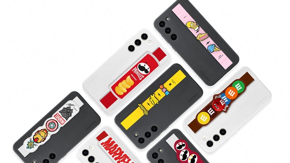 Samsung Silicone Grip s poutkem na Galaxy S23+