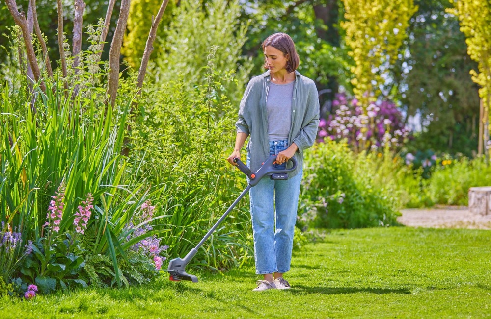 Vyžínač Gardena EasyTrim 25/18V P4A (s batériou) „Vyžínač