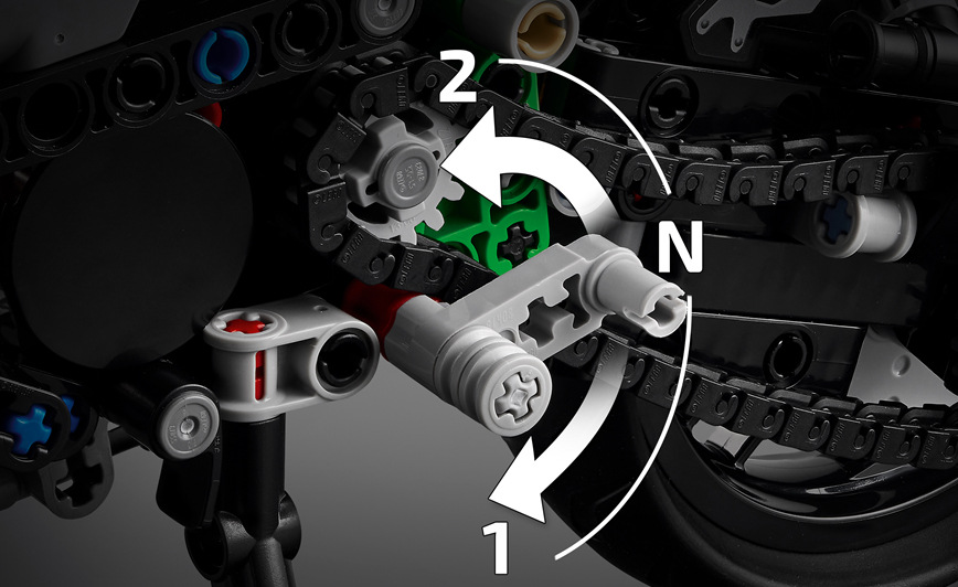 Stavebnica LEGO® Technic 42170 Motorka Kawasaki Ninja H2R Pohyblivý motor so štyrmi piestami, kompresor a prevodovka deťom priblíži fungovanie skutočných mechanizmov.