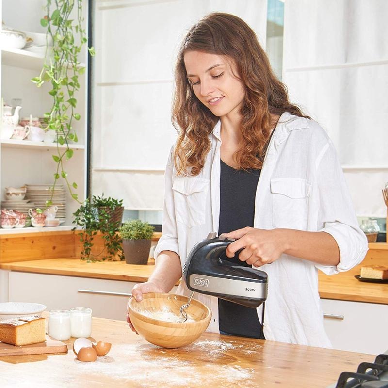Ručný šľahač Black+Decker BXMX500E čierny/nerez Ruční šlehač