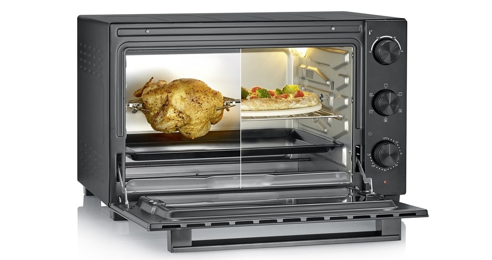 Kurča a pizza v mini rúre Severin TO 2076″ width=