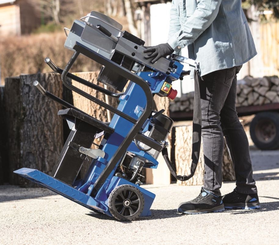 Štiepačka dreva Scheppach Compact 10 T (400 V) Základom stroja je silný a tichý indukčný motor Sceppach