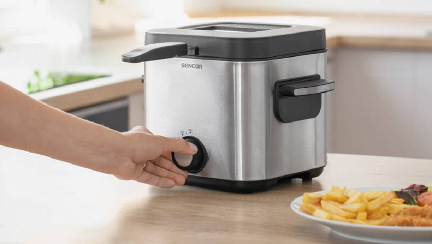 Fritéza Sencor SFR 6200SS