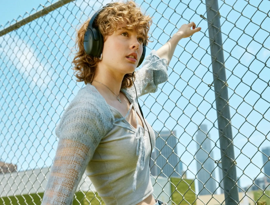 Bose QuietComfort Headphones Club SC, čierna