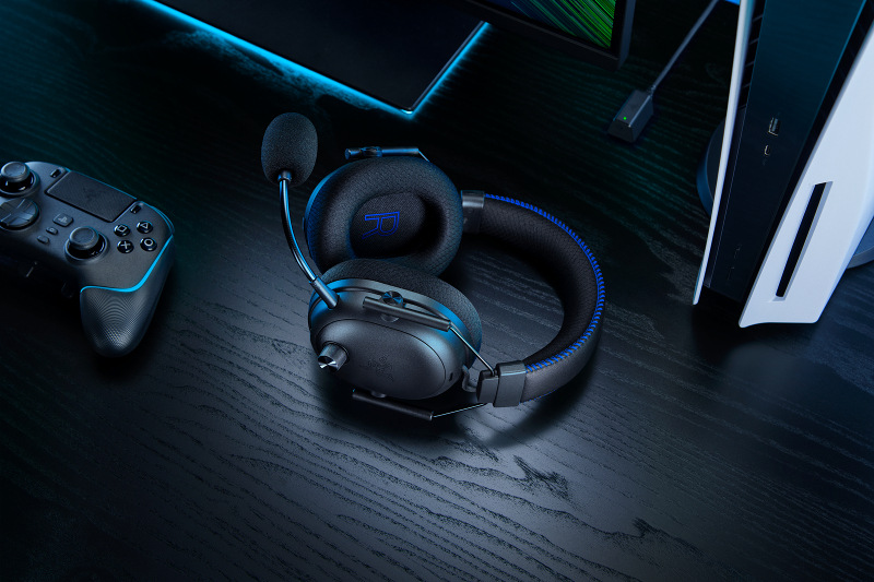 Headset Razer Blackshark V3 Pro - Counter-Strike 2 Edition čierny/zlatý
