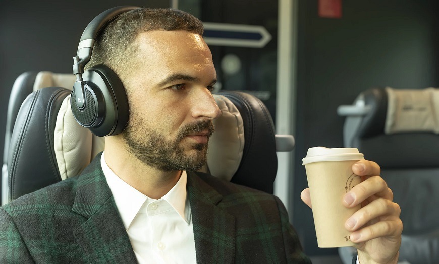 Slúchadlá LAMAX HighComfort ANC čierna LAMAX HighComfort ANC
