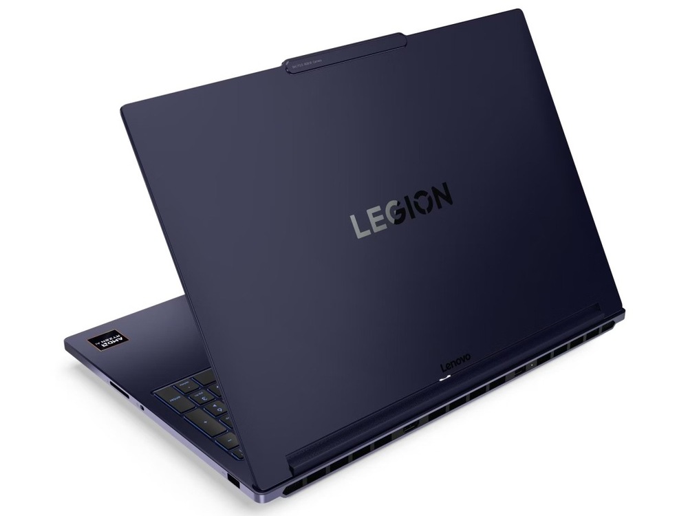 Pootvorený notebook Lenovo Legion 7 16AGP11 zozadu