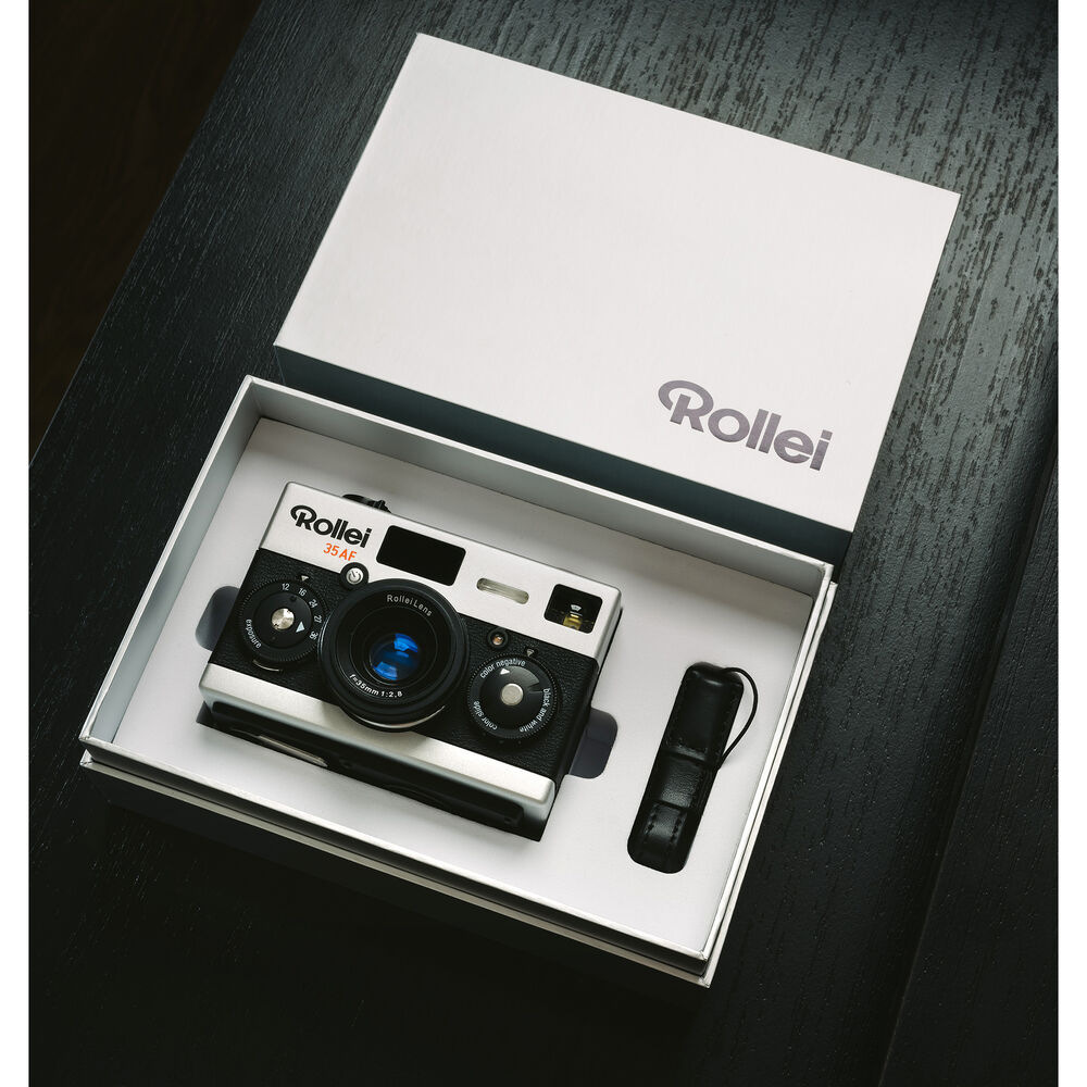 Analógový fotoaparát Rollei 35AF čierny/strieborný Rollei 35AF, čierna/strieborná