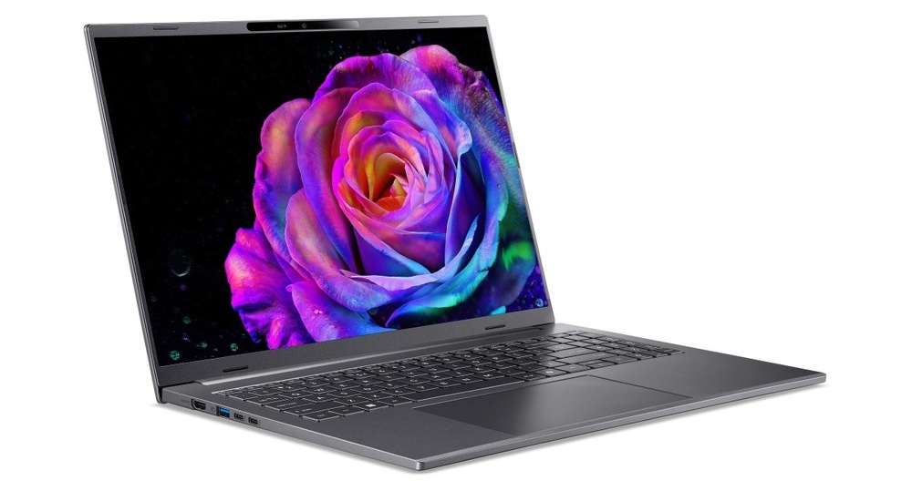 Notebook Acer Aspire 16 AI (A16-52M-57C6) sivý Notebook Acer Aspire 16 AI otvorený a otočený doprava