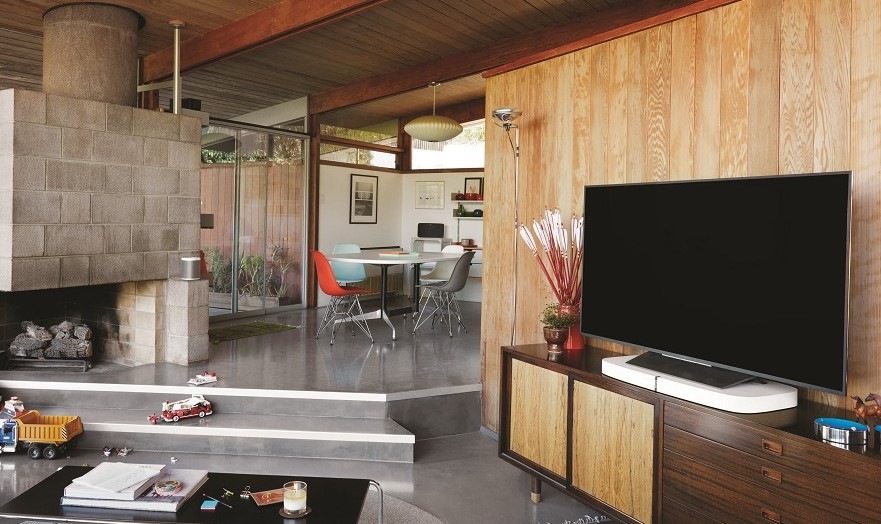 Soundbar SONOS PLAYBASE biely Soundbar SONOS PLAYBASE biely